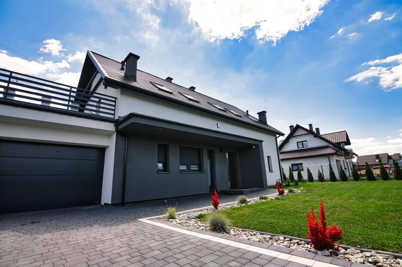 Apartamenty Izabell By Housine Zator Exterior foto